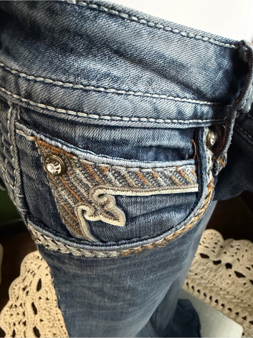 Rock Revival Women’s Boot Cut Jeans in Washed Blue - Picture 5 of 11